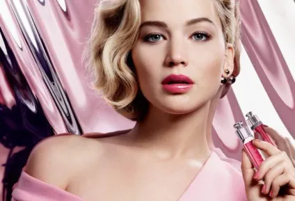 Блиск для губ Діор (dior) соковиті, увелічівющіе обсяг, стійкі (Addict Milky Tint) Блиск для губ Діор (dior) соковиті, увелічівющіе обсяг, стійкі