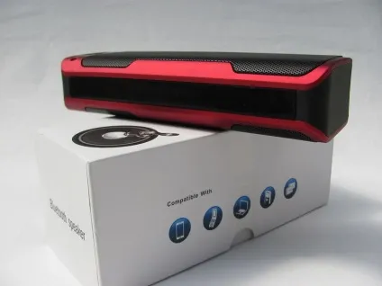 Bluetooth-колонка з fm-радіо і функцією power bank - огляд (тривале натискання гучність) Bluetooth-колонка з fm-радіо і функцією power bank - огляд