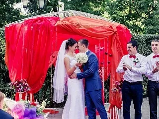 Центр весільного сервісу - святкові агенції Благовещенська (балів Команда дійсно) Центр весільного сервісу - святкові агенції Благовещенська