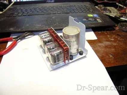 Годинники на газорозрядних індикаторах ін-12 (nixie clock) (ін-12) Годинники на газорозрядних індикаторах ін-12 (nixie clock)