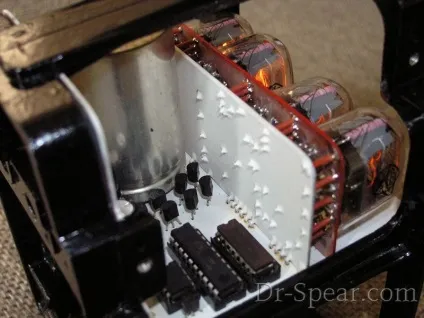 Годинники на газорозрядних індикаторах ін-12 (nixie clock) (години) Годинники на газорозрядних індикаторах ін-12 (nixie clock)