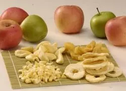 Чим корисні сушені яблука (яблука) Чим корисні сушені яблука