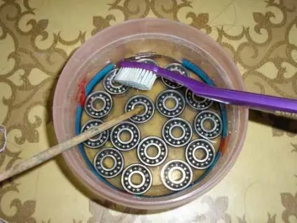 Чистка підшипників, покатушки на роликах в Харкові (роликах) Чистка підшипників, покатушки на роликах в Харкові
