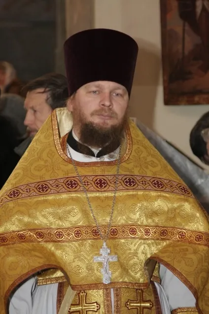 Чини в православної церкви по зростанню їх ієрархія (церкви) Чини в православної церкви по зростанню їх ієрархія