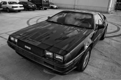 Автомобіль delorean dmc-12 технічні характеристики, фото (автомобіль) Автомобіль delorean dmc-12 технічні характеристики, фото