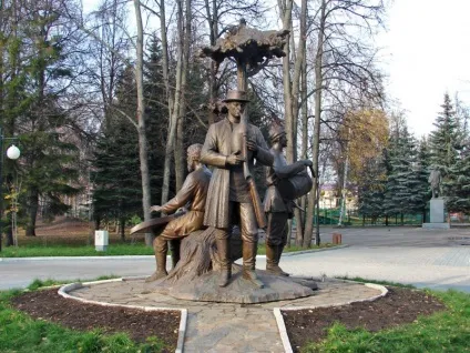 Що подивитися в Йошкар-Олі, пам'ятки та цікаві місця Йошкар-Оли (пам'ятники) Що подивитися в Йошкар-Олі, пам'ятки та цікаві місця Йошкар-Оли
