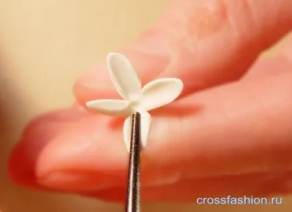 Crossfashion group - квіти з холодного фарфору гілка бузку (майстер-клас ліплення з холодного фарфору) Crossfashion group - квіти з холодного фарфору гілка бузку