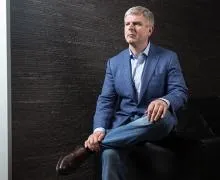 Гроші в клітці