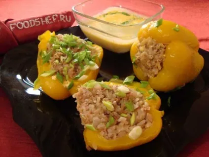 Фарширований перець з м'ясом і рисом смачний рецепт з фото