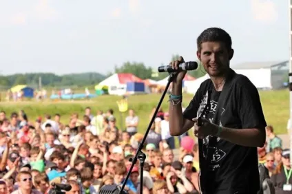 Біографія, дискографія, особисте життя і нагороди noize mc (з відео) (життя) Біографія, дискографія, особисте життя і нагороди noize mc (з відео)