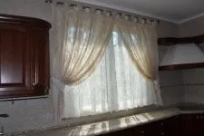 Гардини для штор фото в інтер'єрі поради дизайнерів з оформлення вікон (гардини для штор фото в інтер'єрі види дизайн оформлення вікон) Гардини для штор фото в інтер'єрі поради дизайнерів з оформлення вікон