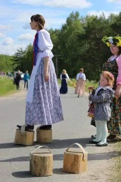 Фоторепортаж) як пройшов фестиваль гумору «Киндасово-2015» захоплення, сміх, радість