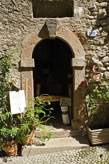 Гарда занедбане Борго canale di tenno (Борго) Гарда занедбане Борго canale di tenno