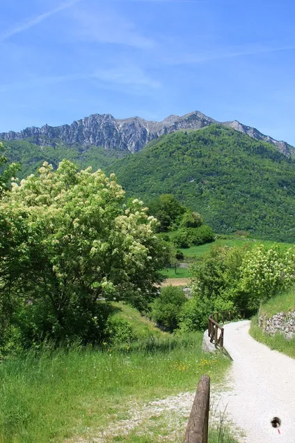 Гарда занедбане Борго canale di tenno (Борго) Гарда занедбане Борго canale di tenno