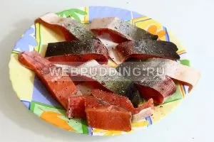 Горбуша в сметані в духовці - рецепт з фото, як приготувати на (рецепт) Горбуша в сметані в духовці - рецепт з фото, як приготувати на