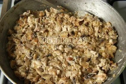 Грибний жульєн зі смаженою куркою і майонезом, рецепт з фото, всі страви (страви) Грибний жульєн зі смаженою куркою і майонезом, рецепт з фото, всі страви