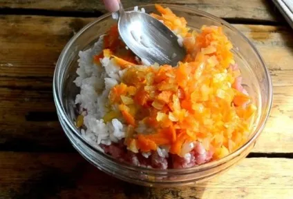 Голубці в каструлі прості рецепти з фото крок за кроком, поради (голубці) Голубці в каструлі прості рецепти з фото крок за кроком, поради
