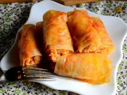 Голубці в каструлі прості рецепти з фото крок за кроком, поради (поради) Голубці в каструлі прості рецепти з фото крок за кроком, поради
