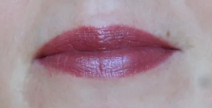 Губна помада з 3d-сяйвом - сліпучий атлас - новинка oriflame - відгуки про косметику (огляди) Губна помада з 3d-сяйвом - сліпучий атлас - новинка oriflame - відгуки про косметику
