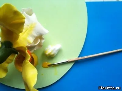 Іриси з холодного фарфору