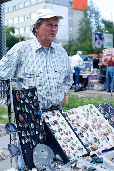 З Запорожьеа з любов'ю 10 сувенірних крамниць в центрі міста (міста) З Запорожьеа з любов'ю 10 сувенірних крамниць в центрі міста
