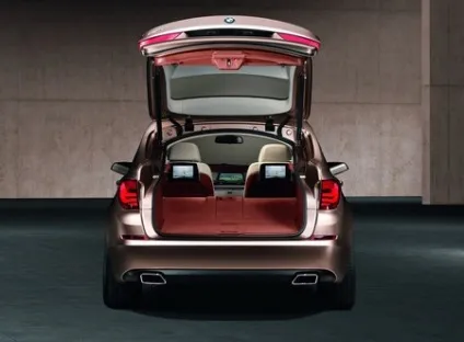 Історія емблеми bmw
