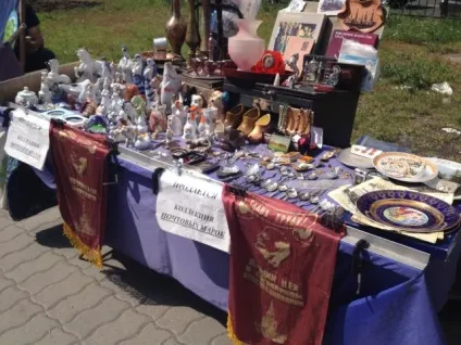 З Запорожьеа з любов'ю 10 сувенірних крамниць в центрі міста (крамниць) З Запорожьеа з любов'ю 10 сувенірних крамниць в центрі міста