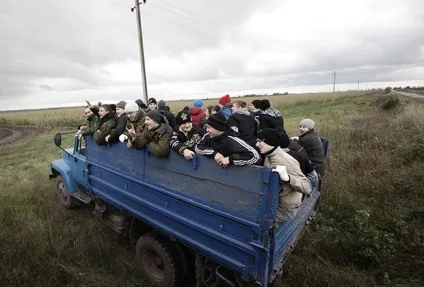 Які предмети можуть додати в шкільну програму суспільство України