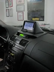 Як виготовити перехідну рамку для магнітоли своїми руками студія автозвуку Електросила, киев (виготовити) Як виготовити перехідну рамку для магнітоли своїми руками студія автозвуку Електросила, київ