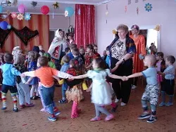 Як привітати вихователя в дитячому садку