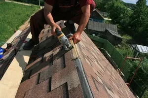 Як правильно монтувати м'яку черепицю властивості матеріалу, укладання покриття своїми руками, (монтувати) Як правильно монтувати м'яку черепицю властивості матеріалу, укладання покриття своїми руками,