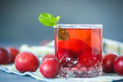 Як приготувати компот з сливи в домашніх умовах