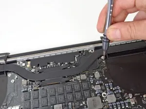 Як розібрати ноутбук apple macbook pro retina 15 дюймів (ноутбук) Як розібрати ноутбук apple macbook pro retina 15 дюймів