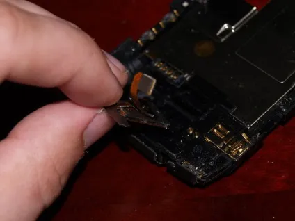 Як розібрати телефон rim blackberry bold 9700 - блогофоліо роману паулова (bold) Як розібрати телефон rim blackberry bold 9700 - блогофоліо роману паулова