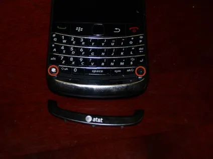 Як розібрати телефон rim blackberry bold 9700 - блогофоліо роману паулова (bold) Як розібрати телефон rim blackberry bold 9700 - блогофоліо роману паулова