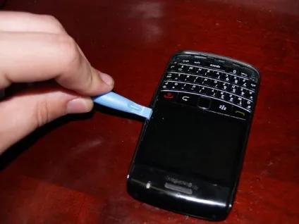Як розібрати телефон rim blackberry bold 9700 - блогофоліо роману паулова (Викриття допомогою викрутки-зірочки) Як розібрати телефон rim blackberry bold 9700 - блогофоліо роману паулова