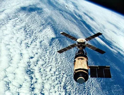 Як працюють космічні станції новини космосу і космонавтики на