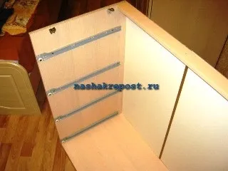 Як самостійно зібрати комод