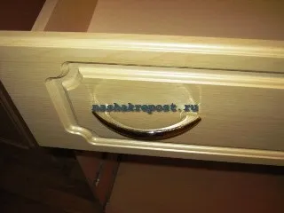 Як самостійно зібрати комод