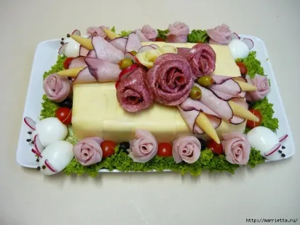 Як зробити троянди з ковбаси і шинки море закусочних тортів (закусочних) Як зробити троянди з ковбаси і шинки море закусочних тортів