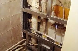 Як заховати труби в туалеті простими способами (заховати) Як заховати труби в туалеті простими способами