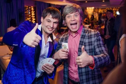 Чим ілюзіоніст відрізняється від фокусника (виступи) Чим ілюзіоніст відрізняється від фокусника