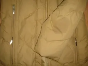 Як вивести масну пляму з куртки