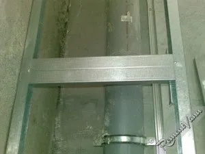 Як закрити труби в туалеті - 7 способів з фото і відео (закрити труби туалеті) Як закрити труби в туалеті - 7 способів з фото і відео