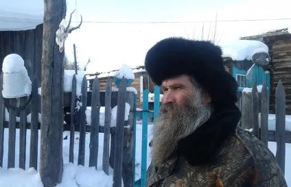 Як живе село старовірів в наші дні, червона армія ( «Хівус» судні повітряної) Як живе село старовірів в наші дні, червона армія