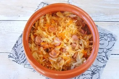 Капуста, тушкована з сосисками - покроковий рецепт з фото як приготувати
