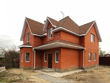 Цегла або блок