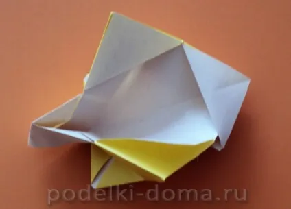 Кошик з паперу, коробочка ідей і майстер-класів (кут квадрата центру) Кошик з паперу, коробочка ідей і майстер-класів