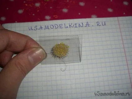 Кошик - конфетніца з ромашками з бісеру (бісеру) Кошик - конфетніца з ромашками з бісеру