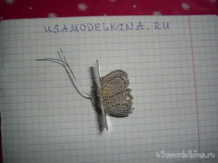 Кошик - конфетніца з ромашками з бісеру (бісеру) Кошик - конфетніца з ромашками з бісеру